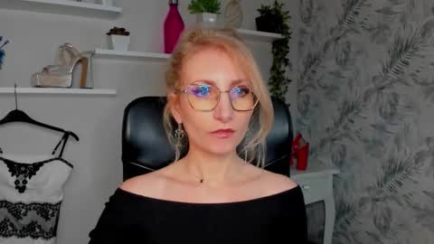 Cinderella online show from 03.23.26