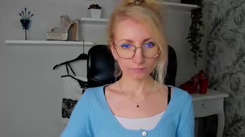 Cinderella online show from 03.30.26