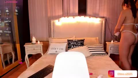 Snapshot of cindyolmos chatting on 02.07.25 Cindy online show from 02.07.25