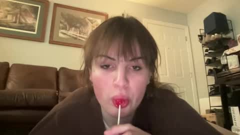 Snapshot of cinnamonjaxin chatting on 12.19.24 cinnamonjaxin online show from 12.19.24