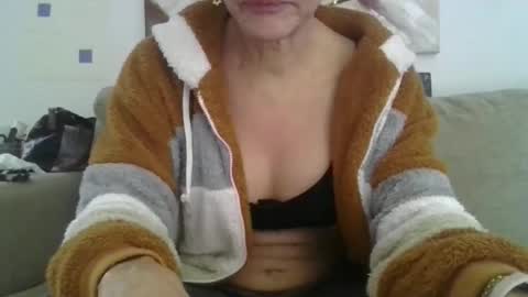 cinthia2525 online show from 05.17.26