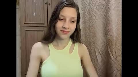 Lisa Salivan online show from 11.19.25