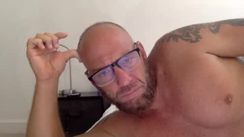 . online show from 10.08.25