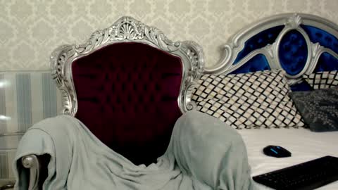 Claire online show from 12.21.24