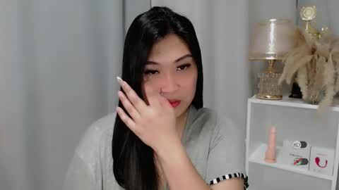 CLAIRE online show from 05.23.26
