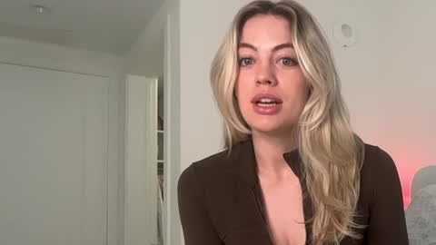 clairebrooksxo online show from 04.27.26