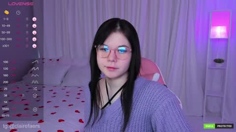 Snapshot of clairefaers chatting on 01.15.25 Claire Faers online show from 01.15.25