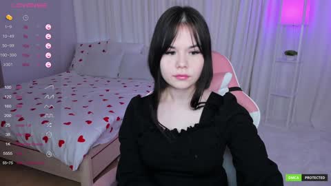 Snapshot of clairefaers chatting on 01.29.25 Claire Faers online show from 01.29.25