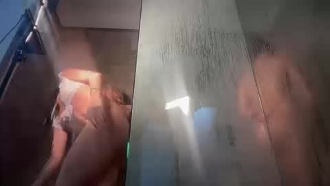 Snapshot of clairewalkerr chatting on 10.13.25 clairewalkerr online show from 10.13.25