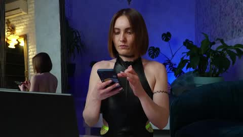 Clara online show from 04.05.26