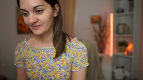 Snapshot of clara_moonx chatting on 05.17.26 Clara Moon online show from 05.17.26