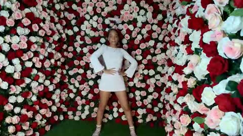 Snapshot of clara_tenssio chatting on 12.09.24 Clara online show from 12.09.24