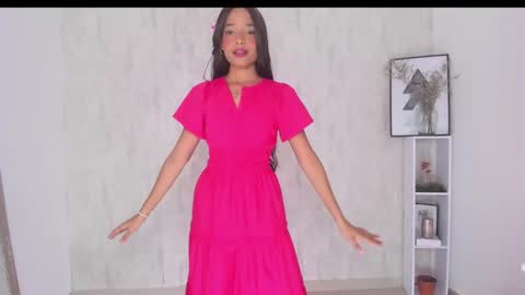 Snapshot of clara_tenssio chatting on 12.12.24 Clara online show from 12.12.24