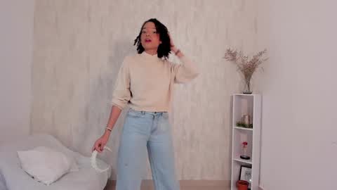 Snapshot of clara_tenssio chatting on 01.09.25 Clara online show from 01.09.25