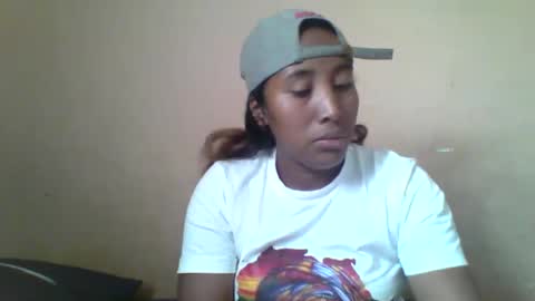 Clarah0123 online show from 10.10.25