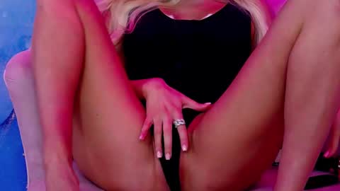 ClaraHazel online show from 02.28.25