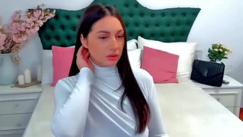 ClaraXJoy online show from 12.19.24