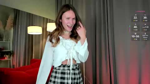 Snapshot of clare_ff chatting on 09.27.25 Claire online show from 09.27.25