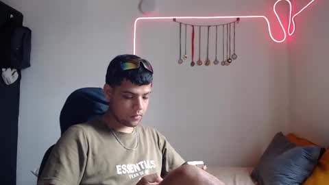 Clarentz bby online show from 09.16.25