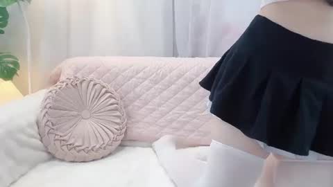 Snapshot of clari_yumi chatting on 06.29.26 Clari online show from 06.29.26