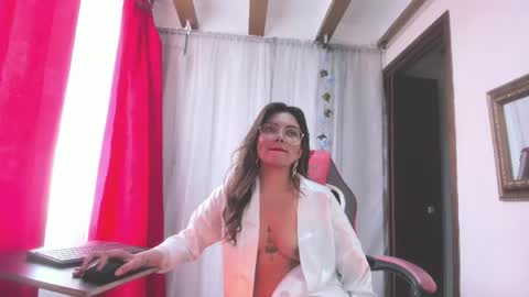 Charlotte online show from 04.18.26