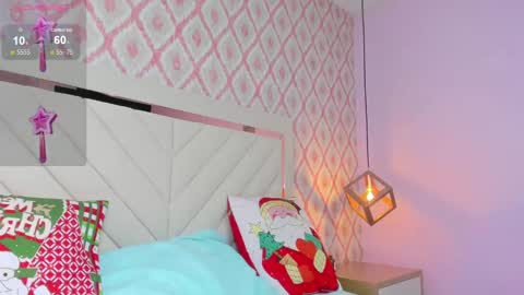 Snapshot of clarise_hall chatting on 12.17.24 C L A R I S E online show from 12.17.24