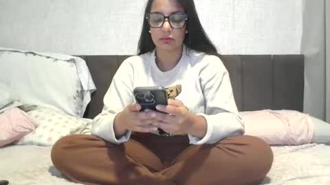 Snapshot of clarismiasensual1 chatting on 07.02.26 clarismia online show from 07.02.26