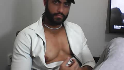 Snapshot of claybrown_ chatting on 02.03.26 Clay online show from 02.03.26