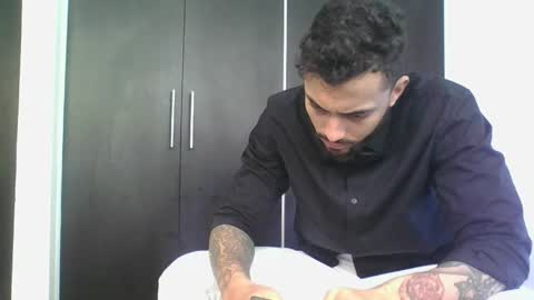 Clay online show from 04.01.26