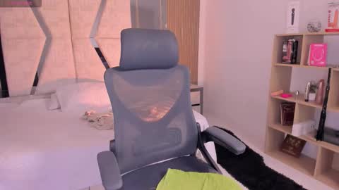 Cleo Adams online show from 11.09.25