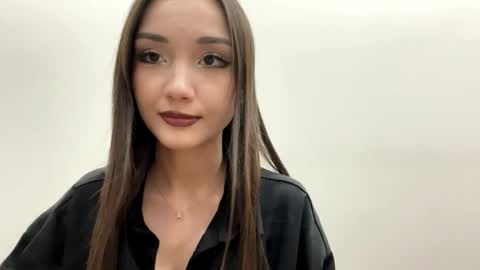 Snapshot of clementinecampion chatting on 04.30.26 Viki online show from 04.30.26