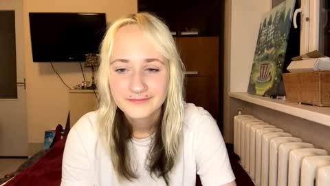 Jenny online show from 11.05.25