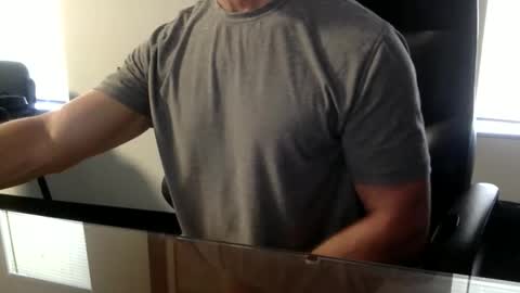 Snapshot of clemike69 chatting on 04.06.26 clemike69 online show from 04.06.26