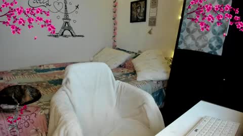 cleo_christmas online show from 04.02.26