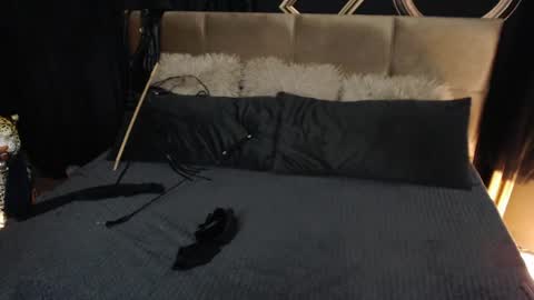 Cleo online show from 04.09.26