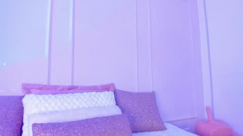 . Cleo Jhonson . online show from 01.22.25