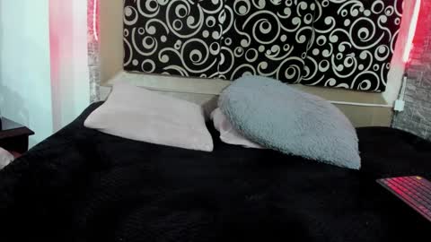 cloe66 online show from 02.19.25