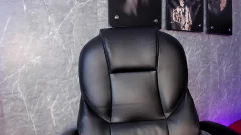 Snapshot of cloe__hills chatting on 02.22.25 Cloe online show from 02.22.25