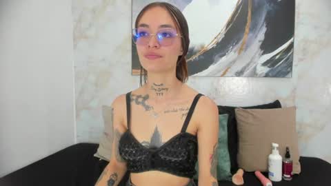 Snapshot of cloe_amazingg chatting on 07.18.26 Cloe online show from 07.18.26