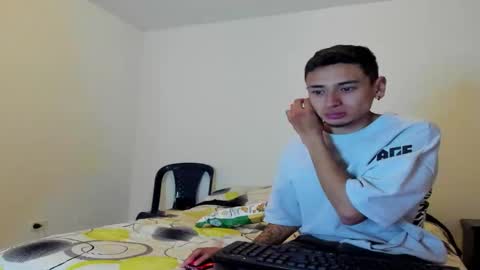 Cloe and Taylor online show from 02.24.26