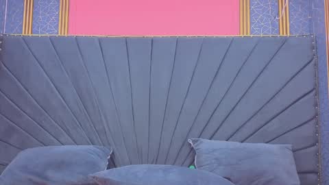 Cloe online show from 04.14.26