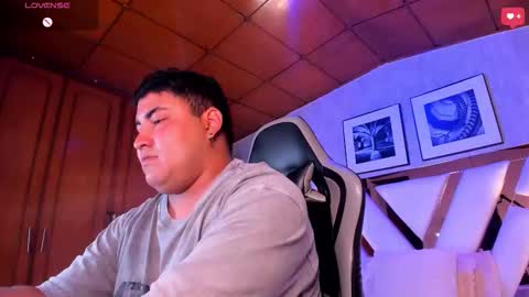 Cloe x Billy online show from 11.26.25