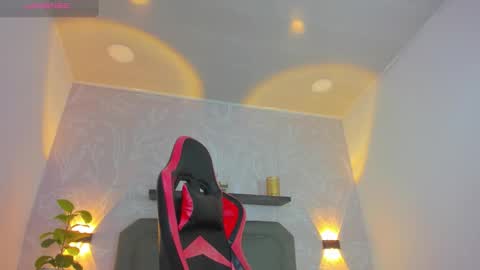 CHARLOTTE online show from 10.08.25