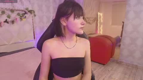 Snapshot of cloee_tay1 chatting on 07.28.26 cloee_tay1 online show from 07.28.26