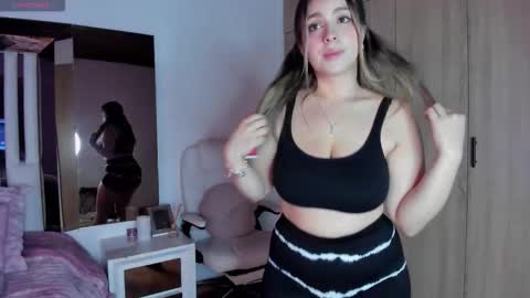 cloeecoopererer online show from 11.11.25