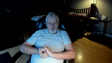 Snapshot of cloudalert62 chatting on 01.10.25 cloudalert62 online show from 01.10.25