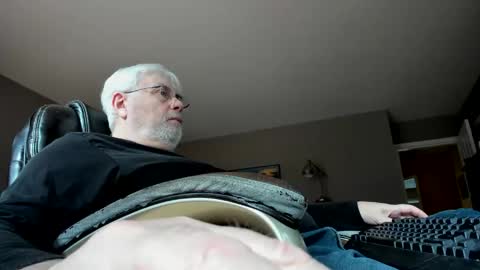 Snapshot of cloudalert62 chatting on 01.16.26 cloudalert62 online show from 01.16.26