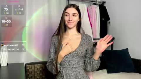 Snapshot of cloudbae chatting on 11.06.25 Kelly online show from 11.06.25