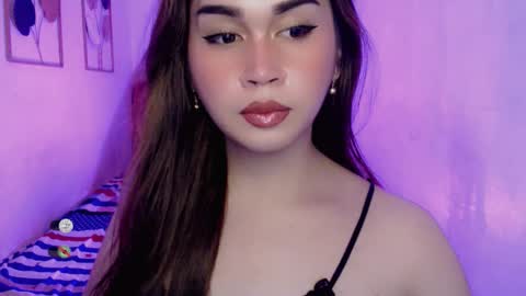 Snapshot of cloudia_babe chatting on 09.27.25 Cloudia babe69 online show from 09.27.25