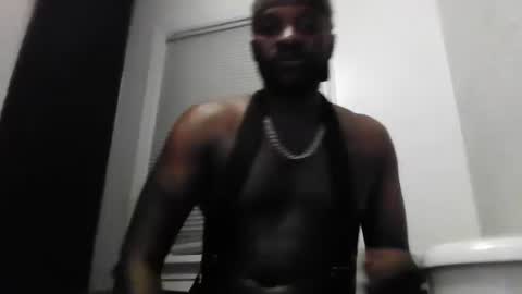 Snapshot of cloudman11 chatting on 10.08.25 Sir online show from 10.08.25